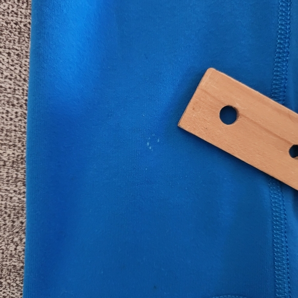 Lululemon Gather & Crow Crop - Picture 12 of 12